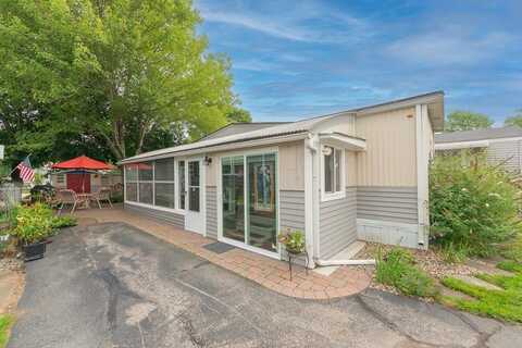 239 Ayer Rd, Littleton, MA 01460