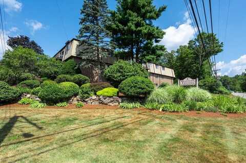 1 Silvestri Circle, Derry, NH 03038