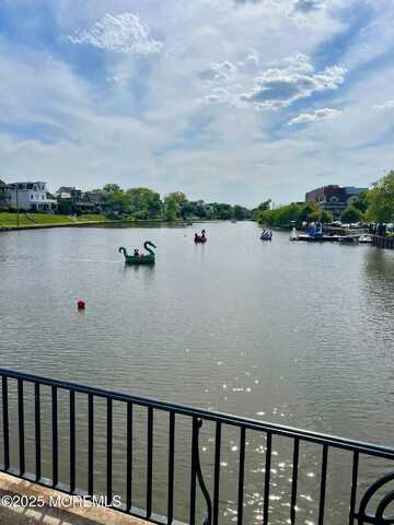 34 Embury Avenue, Ocean Grove, NJ 07756