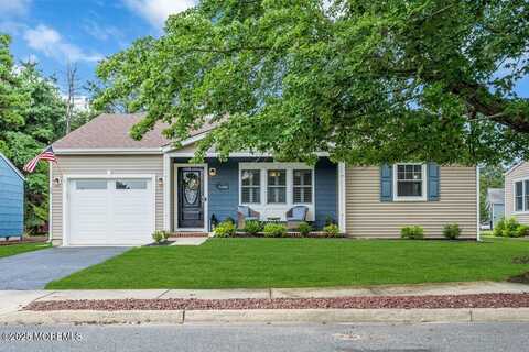 30 Nostrand Drive, Toms River, NJ 08757