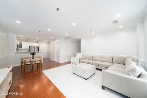 812 Grand Street, Hoboken, NJ 07030