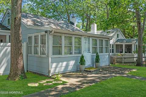 29 Liverpool Road, Brick, NJ 08723