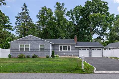 88 Pershing Avenue, Locust Valley, NY 11560