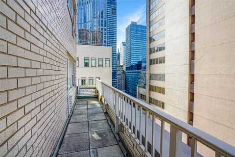153 East 57th, New York (Manhattan), NY 10022