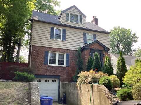 19346 McLaughlin Avenue, New York, NY 11423