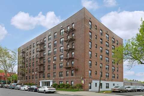 152-72 Melbourne Ave, Flushing, NY 11367