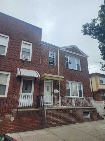 79-16 69 Avenue, Middle Village, NY 11379