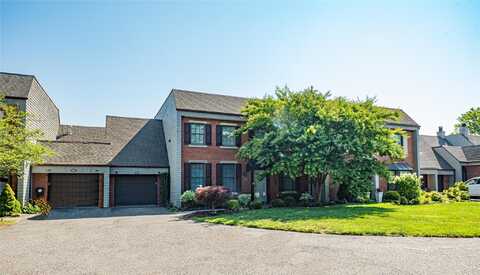 204 R Captains Way, Bay Shore, NY 11706