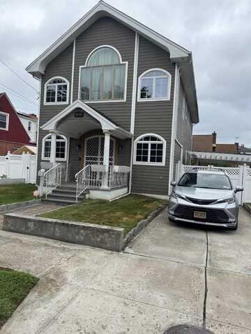 1011 Bay 24th Street, Far Rockaway, NY 11691