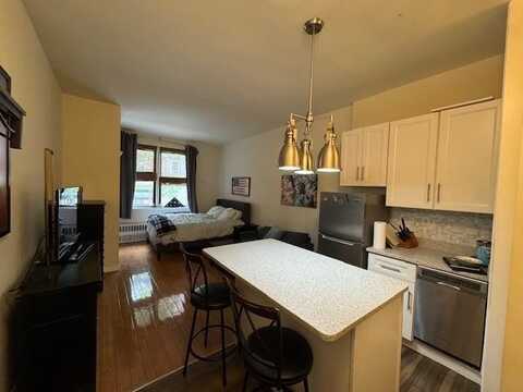 531 E 87th Street, New York (Manhattan), NY 10128