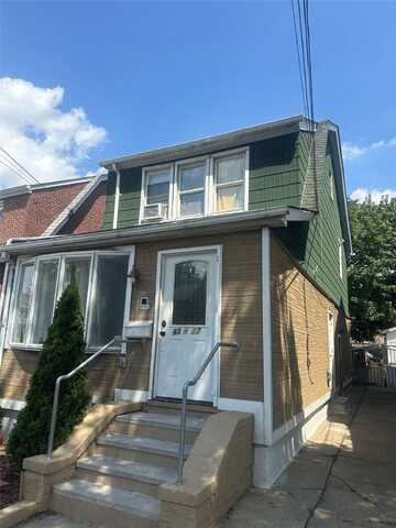 61-27 160 Street, Fresh Meadows, NY 11365