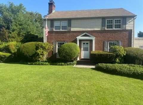 26 Jefferson Street, Glen Cove, NY 11542