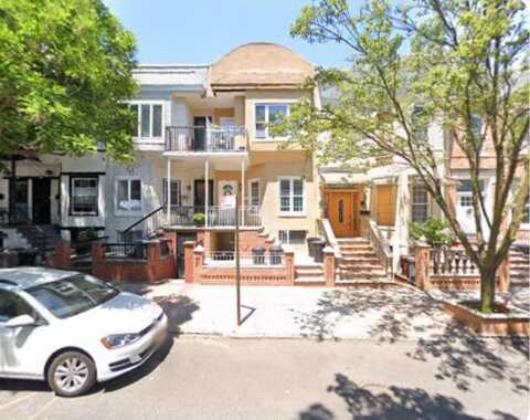 319 Vanderbilt Street, Brooklyn, NY 11218