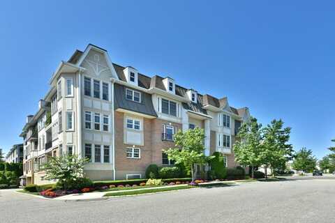 415 Pacing Way, Westbury, NY 11590
