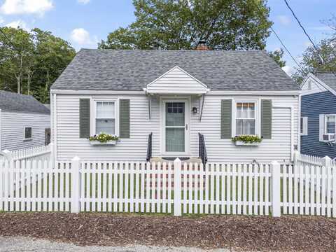 6 Pine Lane, Old Orchard Beach, ME 04064