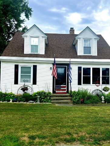 144 Clinton Avenue, Winslow, ME 04901