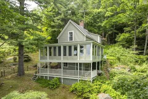 5 Massachusetts Avenue, Boothbay, ME 04544