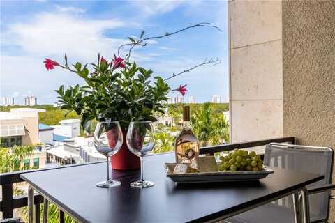 9115 Strada, NAPLES, FL 34108