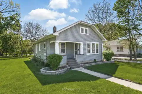 137 E Tyler Street, Oswego, IL 60543