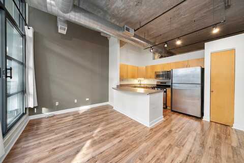 900 N Kingsbury Street, Chicago, IL 60610