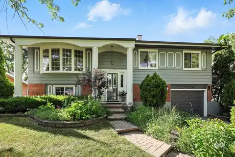 1774 Glen Lake Road, Hoffman Estates, IL 60169