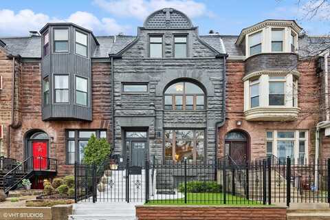 3655 S King Drive, Chicago, IL 60653