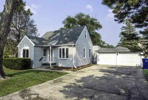 2209 DOUGLAS Avenue, Des Plaines, IL 60018