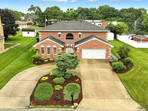 725 N 8th Avenue, Addison, IL 60101