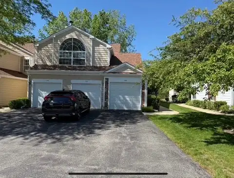 16 Tyler Court, Streamwood, IL 60107