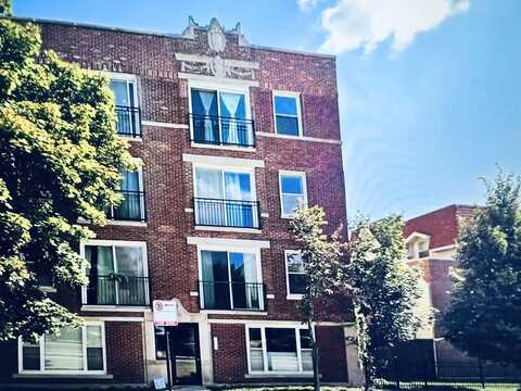 3731 N Milwaukee Avenue, Chicago, IL 60641