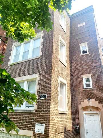 7741 S Yates Boulevard, Chicago, IL 60649