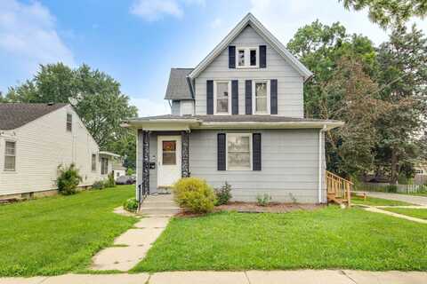 645 Lavoie Avenue, Elgin, IL 60120