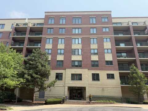 20 S MAIN Street, Mount Prospect, IL 60056