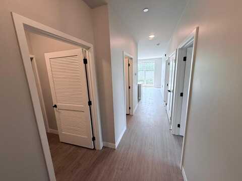 464 Glenwood Avenue, Glen Ellyn, IL 60137