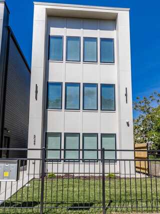 6048 S Eberhart Avenue, Chicago, IL 60637