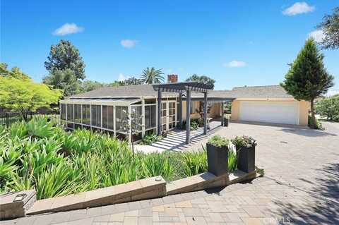 152 Spinks Canyon Road, Bradbury, CA 91008