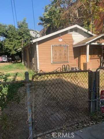 1701 E 61st Street, Los Angeles, CA 90001