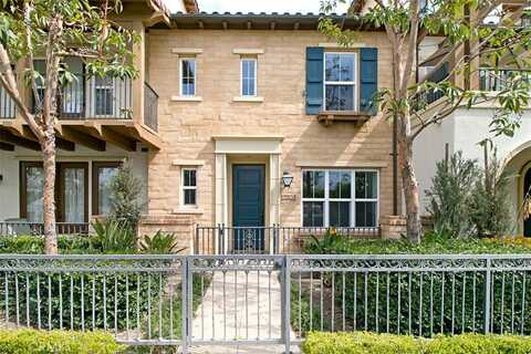 760 S Olive Street, Anaheim, CA 92805