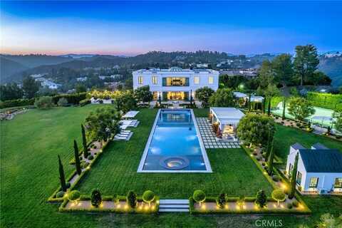 2100 Stratford Circle, Los Angeles, CA 90077
