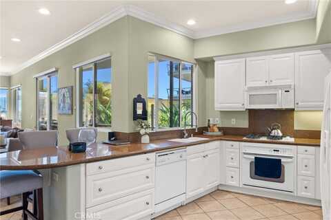1400 E Ocean Boulevard, Long Beach, CA 90802