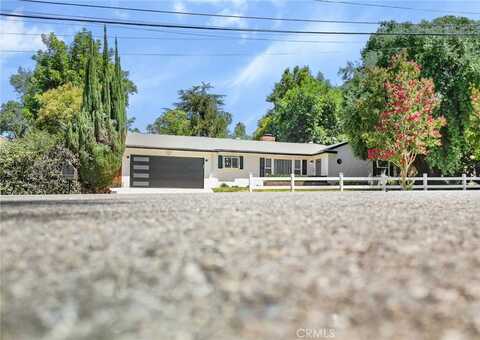 105 E Hilton Avenue, Redlands, CA 92373