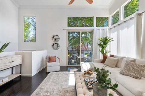 5547 Strand, Hawthorne, CA 90250