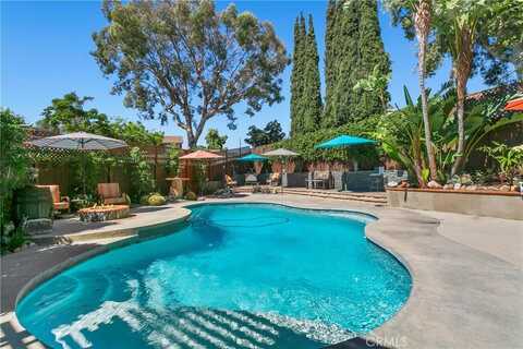 4821 E Kenyon Place, Orange, CA 92869