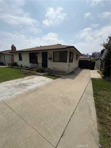 6049 Pennswood Avenue, Lakewood, CA 90712