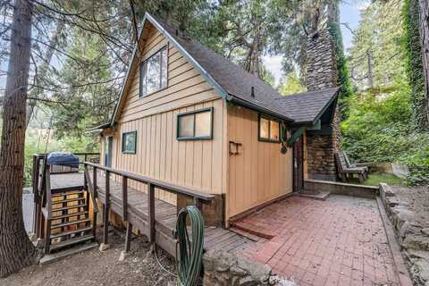 442 Valley Road, Crestline, CA 92325