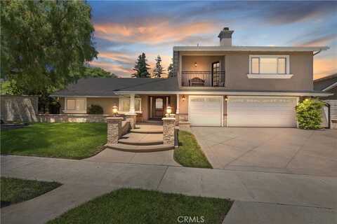 5215 E Playano Avenue, Orange, CA 92867
