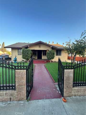 1030 W 88th Street, Los Angeles, CA 90044