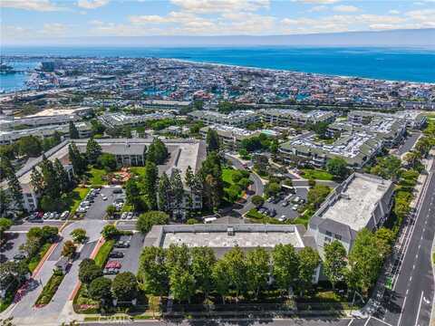 300 Cagney Lane, Newport Beach, CA 92663
