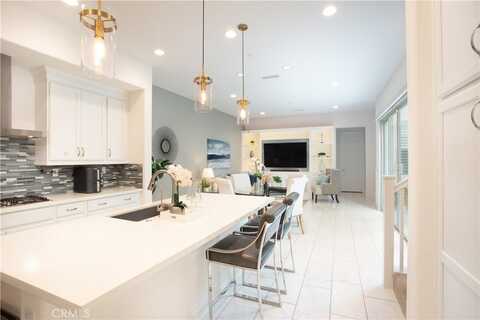 148 Spectacle, Irvine, CA 92618