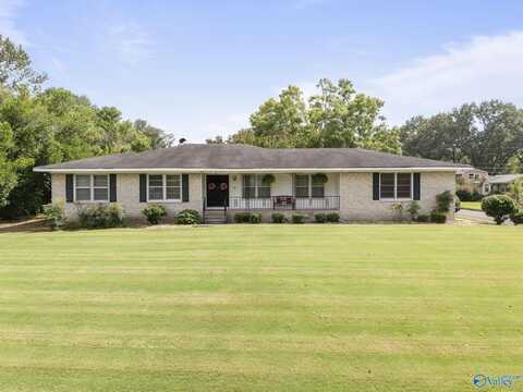 7701 Teal Drive SW, Huntsville, AL 35802